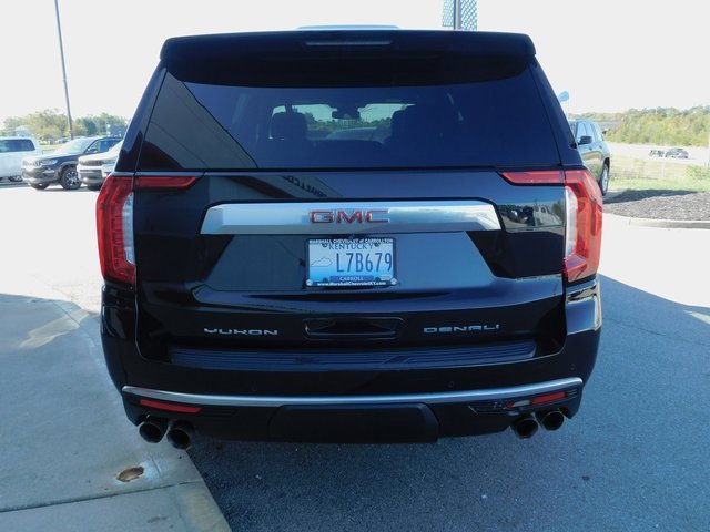 Used 2023 GMC Yukon XL Denali image 8