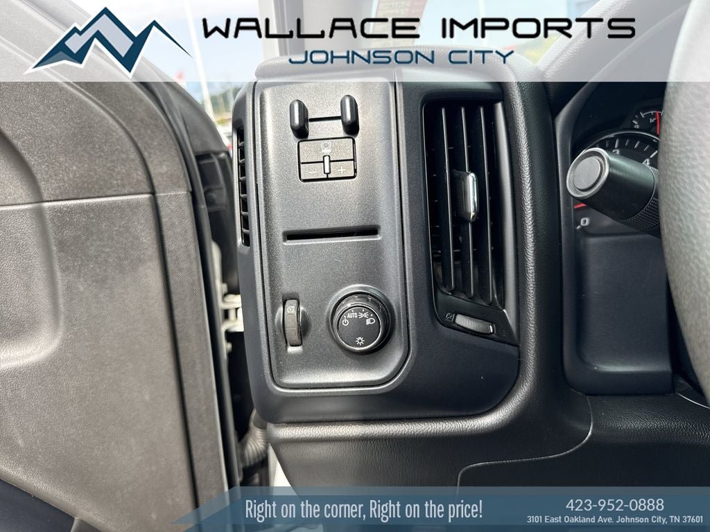 Used 2015 Chevrolet Silverado 3500 W/T AWD/4WD image 20