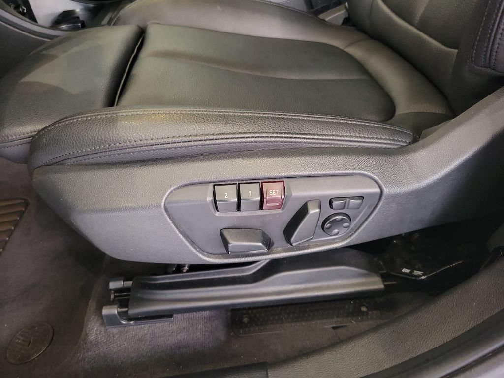 Used 2020 BMW X2 sDrive28i w/ Convenience Package FWD image 14