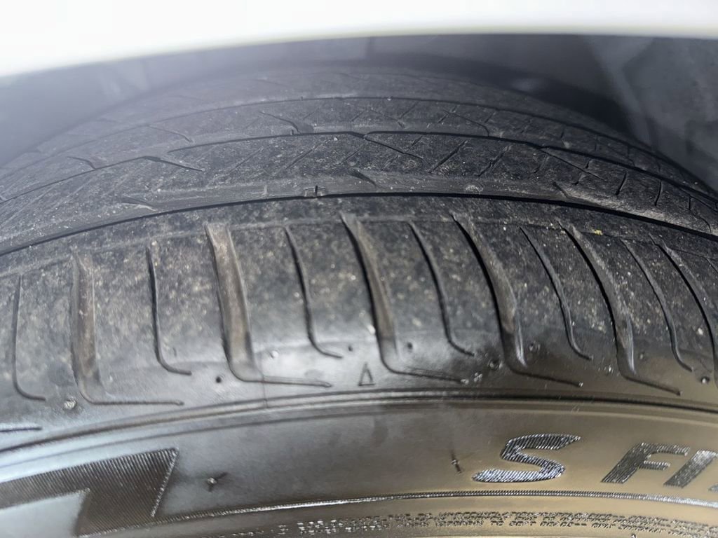 Used 2019 Lexus ES 350 w/ Premium Package image 11