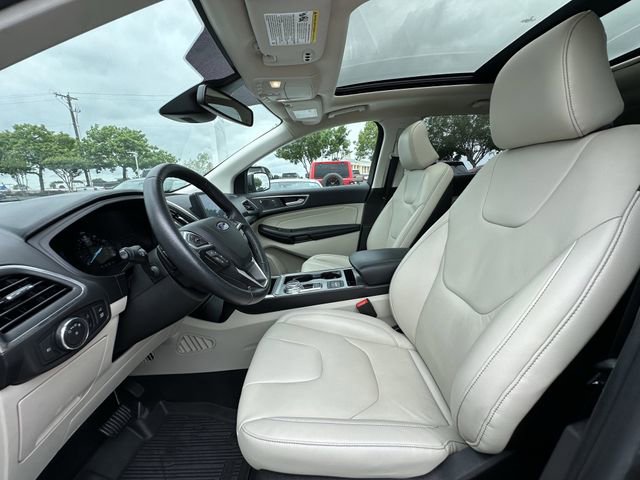 Used 2022 Ford Edge Titanium w/ Class II Trailer Tow Package AWD/4WD image 26