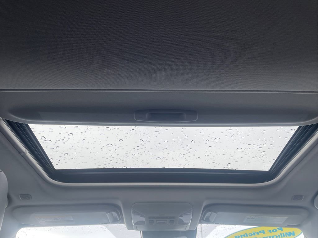 Used 2025 Toyota RAV4 Limited w/ Weather Package image 22