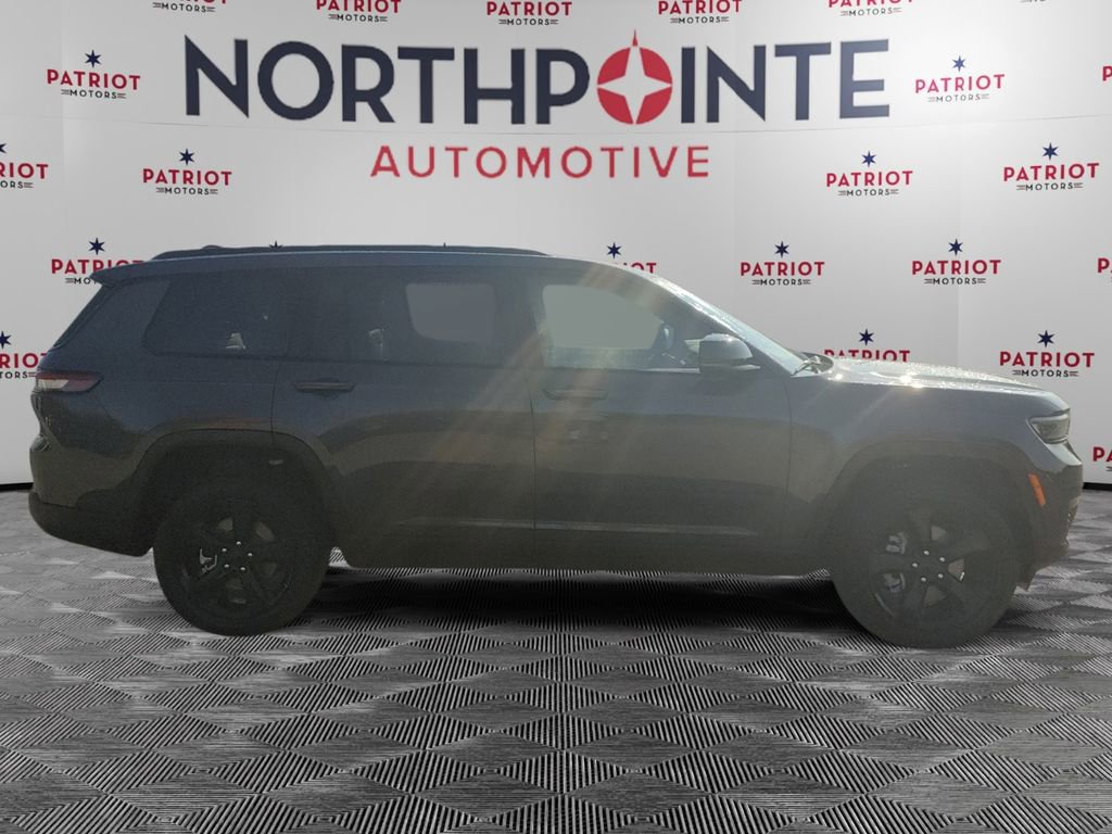 New 2025 Jeep Grand Cherokee L Limited w/ Black Appearance Package image 8