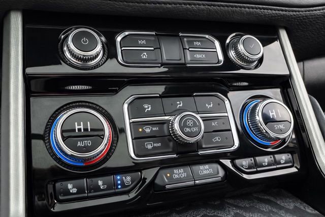 Used 2024 GMC Yukon Denali image 24