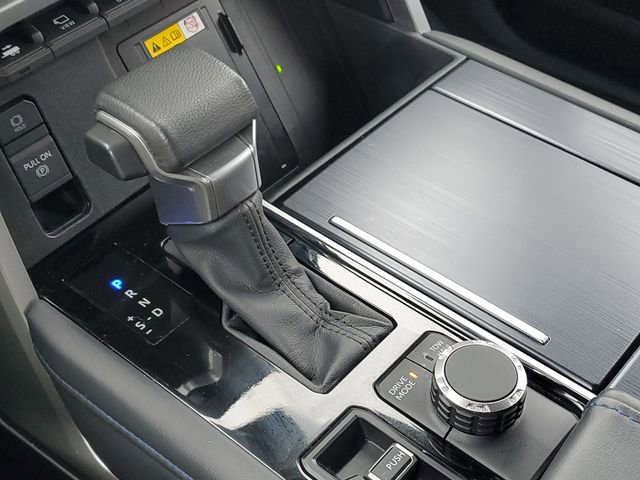 Used 2023 Toyota Tundra Platinum w/ Advanced Package image 15