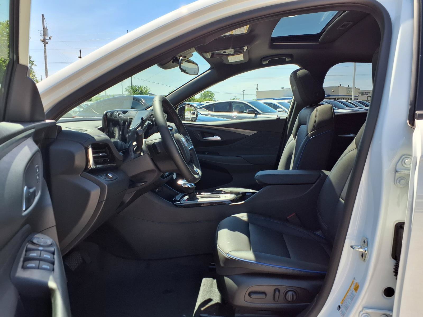 New 2026 Buick Envista Sport Touring w/ Convenience I Package FWD image 13