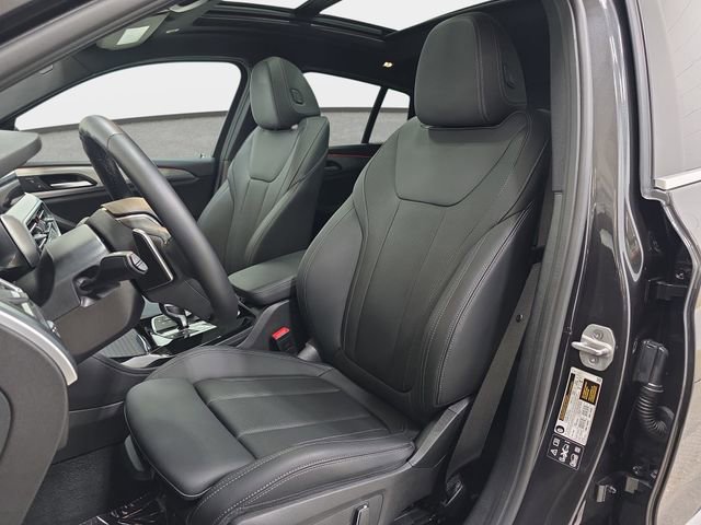 Certified 2025 BMW X4 xDrive30i image 12
