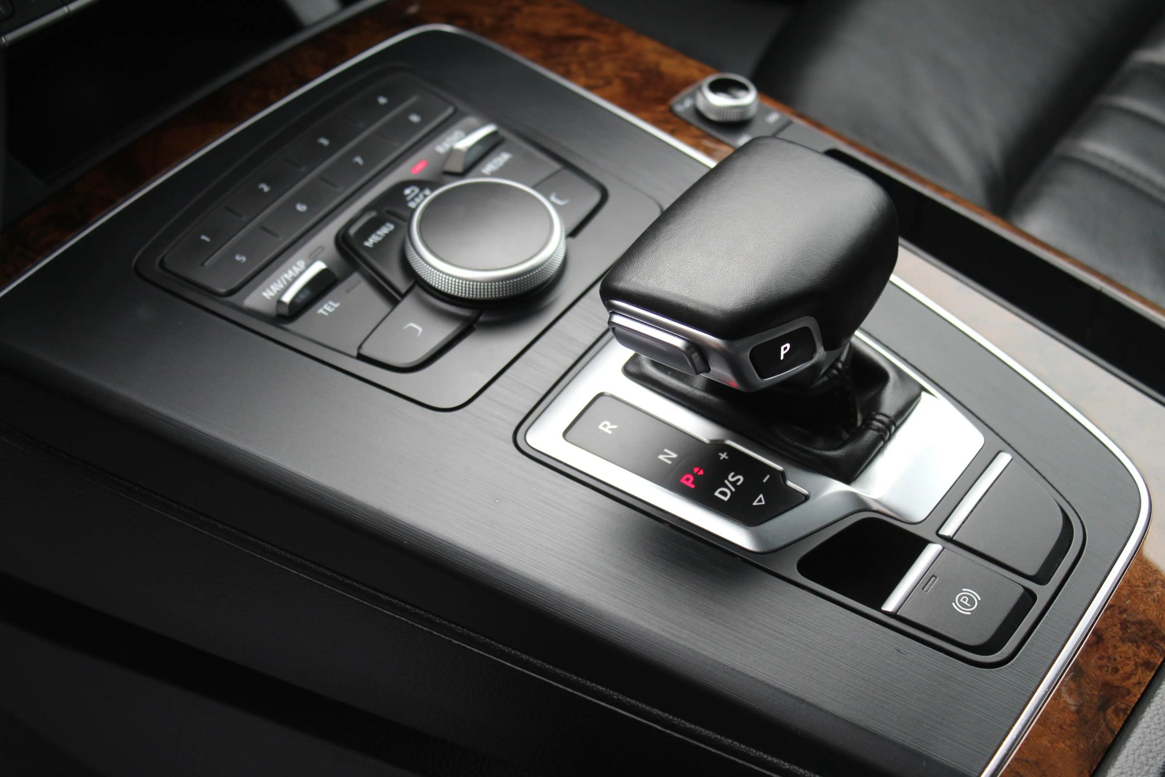 Used 2018 Audi Q5 2.0T Premium AWD/4WD image 23