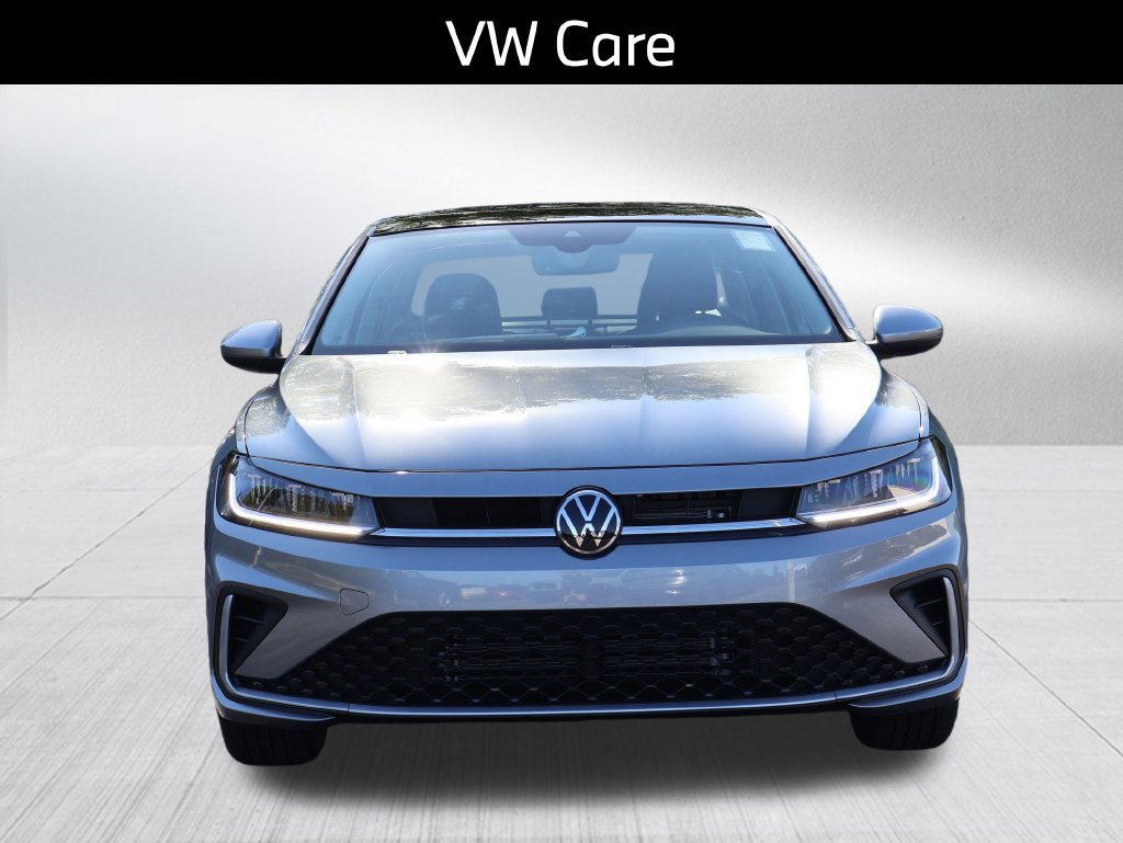 Used 2026 Volkswagen Jetta SE FWD image 11