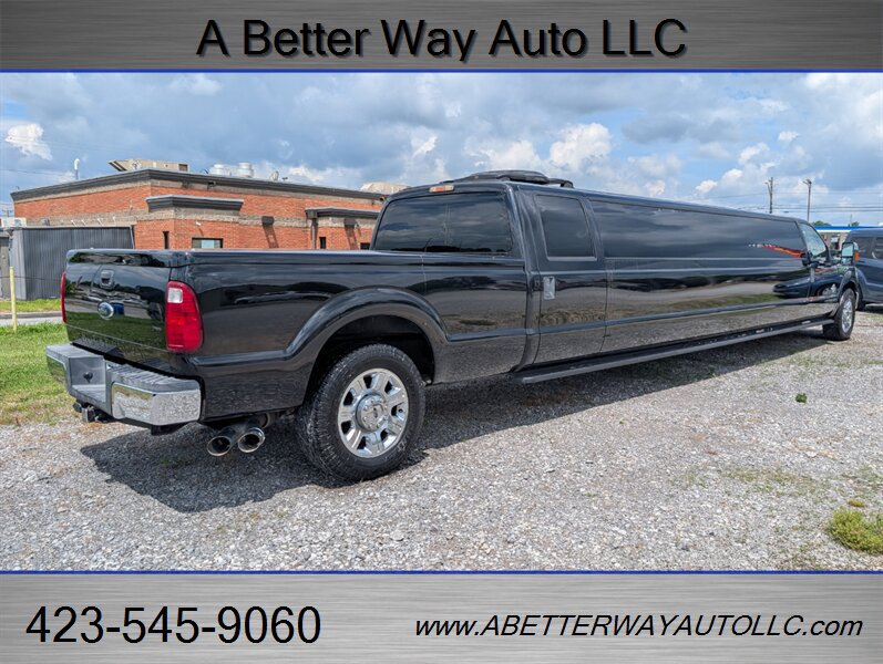 Used 2011 Ford F350 XLT w/ XLT Premium Pkg RWD image 4