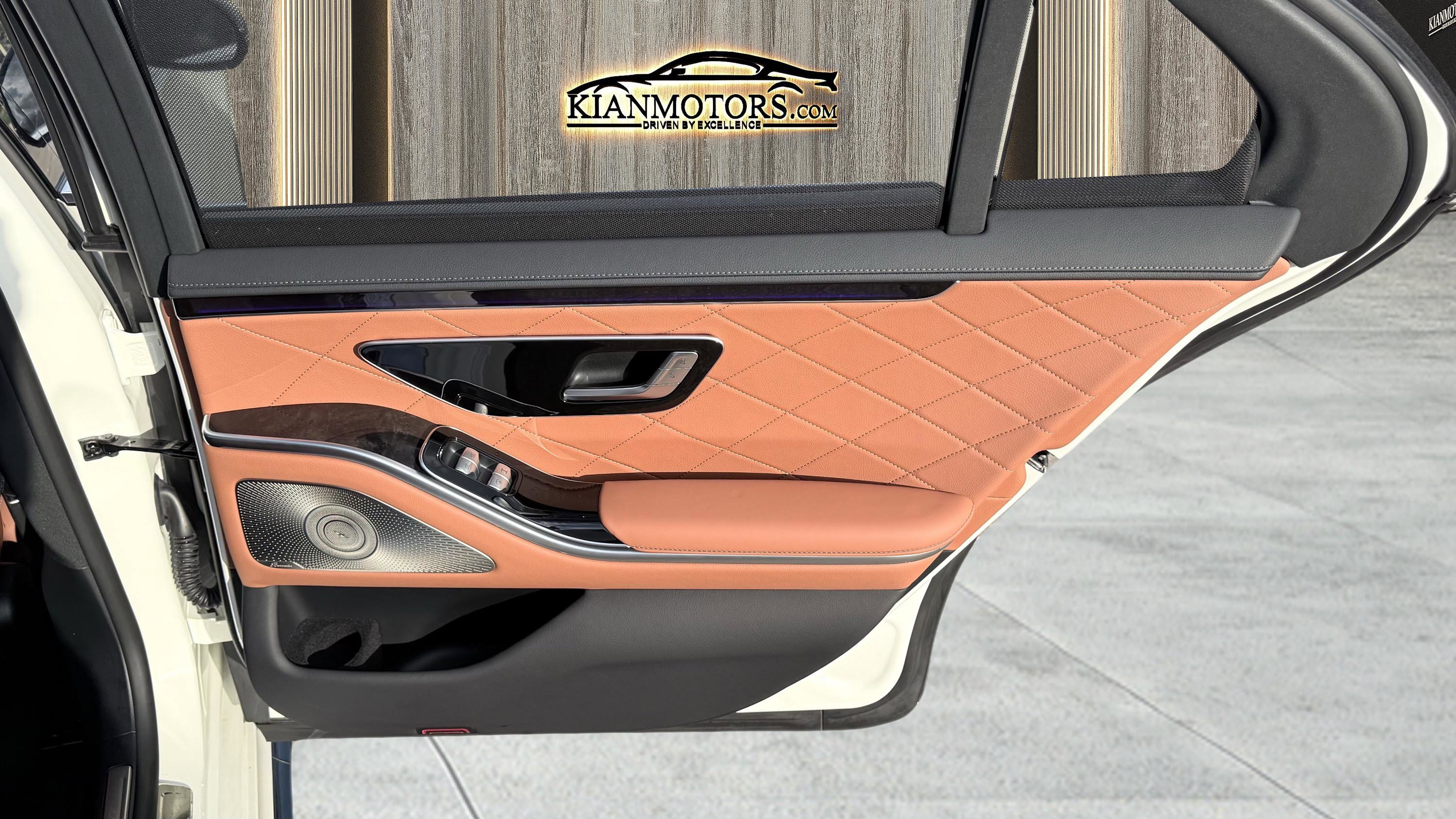 Used 2022 Mercedes-Benz S 580 4MATIC Sedan image 39