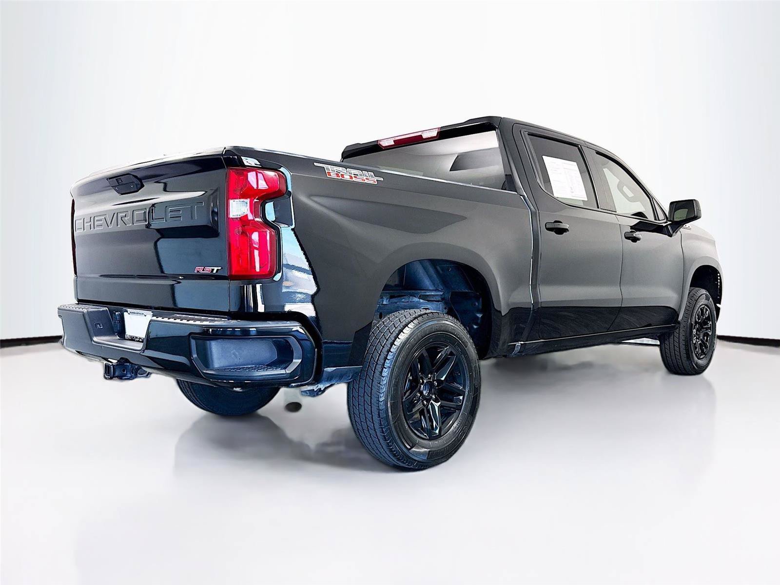 Used 2024 Chevrolet Silverado 1500 LT Trail Boss AWD/4WD image 37