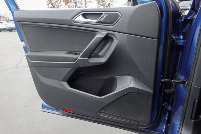 Used 2018 Volkswagen Tiguan S image 22