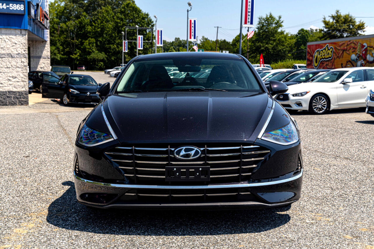 Used 2023 Hyundai Sonata SE image 2