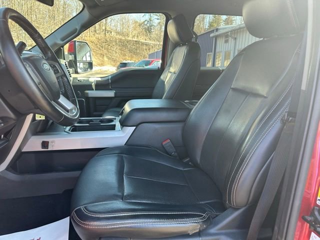 Used 2020 Ford F350 Lariat w/ Snow Plow/Camper Package image 24