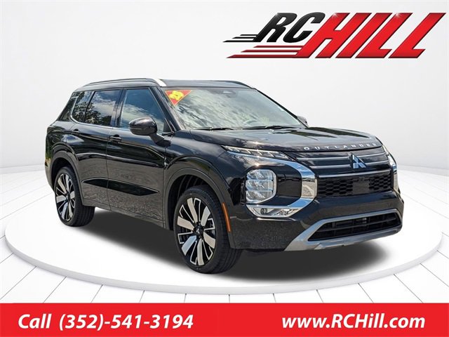 New 2025 Mitsubishi Outlander SEL image 1