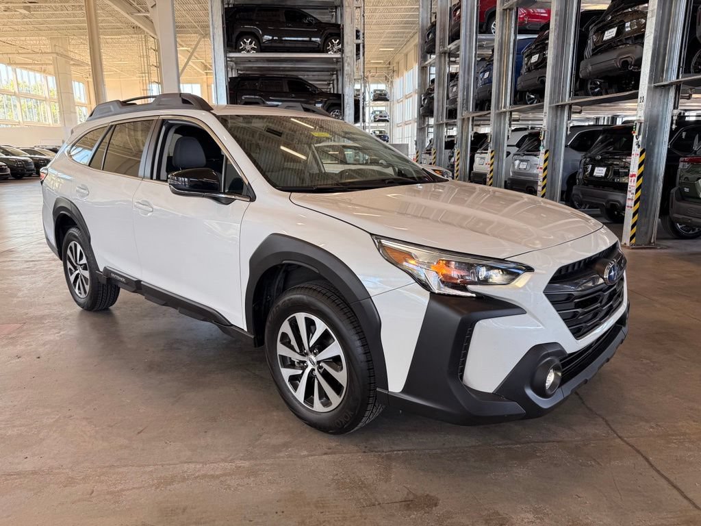 Certified 2025 Subaru Outback Premium AWD/4WD image 1