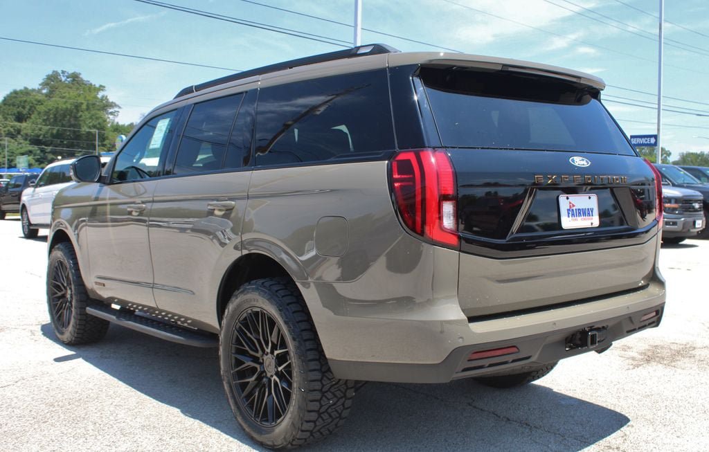 New 2027 Ford Expedition Tremor w/ Driver's Package AWD/4WD image 10