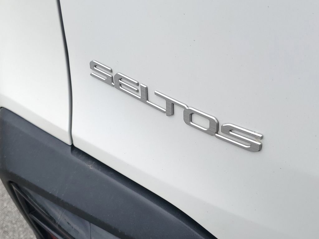 Used 2025 Kia Seltos S FWD image 9