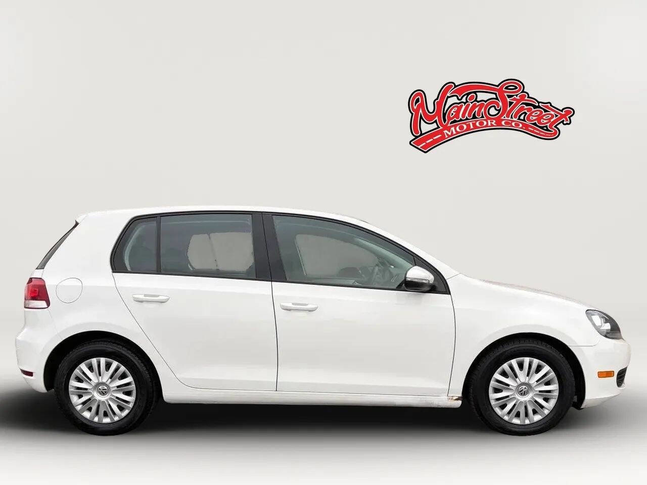 Used 2013 Volkswagen Golf 4-Door image 8