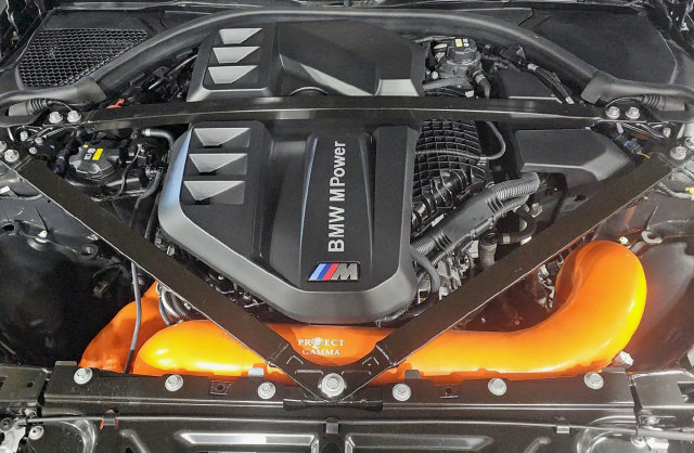 Used 2022 BMW M3 Competition w/ M Carbon Exterior Package AWD/4WD image 4