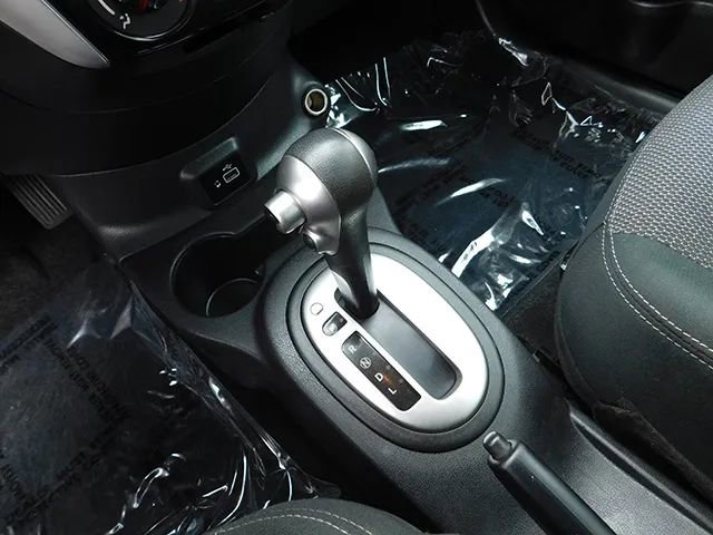 Used 2019 Nissan Versa SV w/ SV Special Edition Package image 17