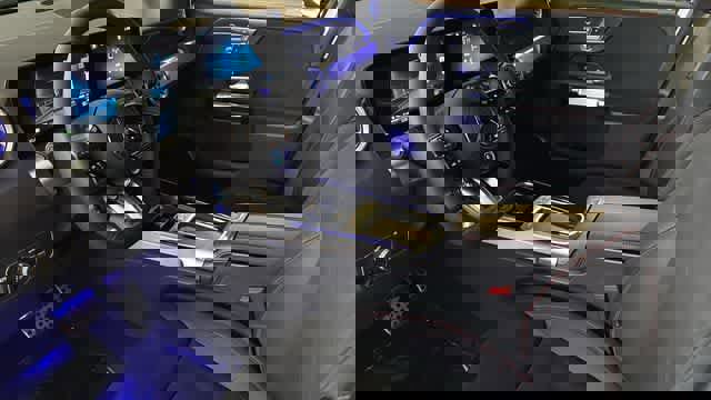 Used 2026 Mercedes-Benz GLB 35 AMG 4MATIC image 28