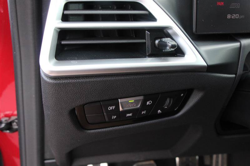 Used 2026 BMW M2 w/ Lighting Package RWD image 32