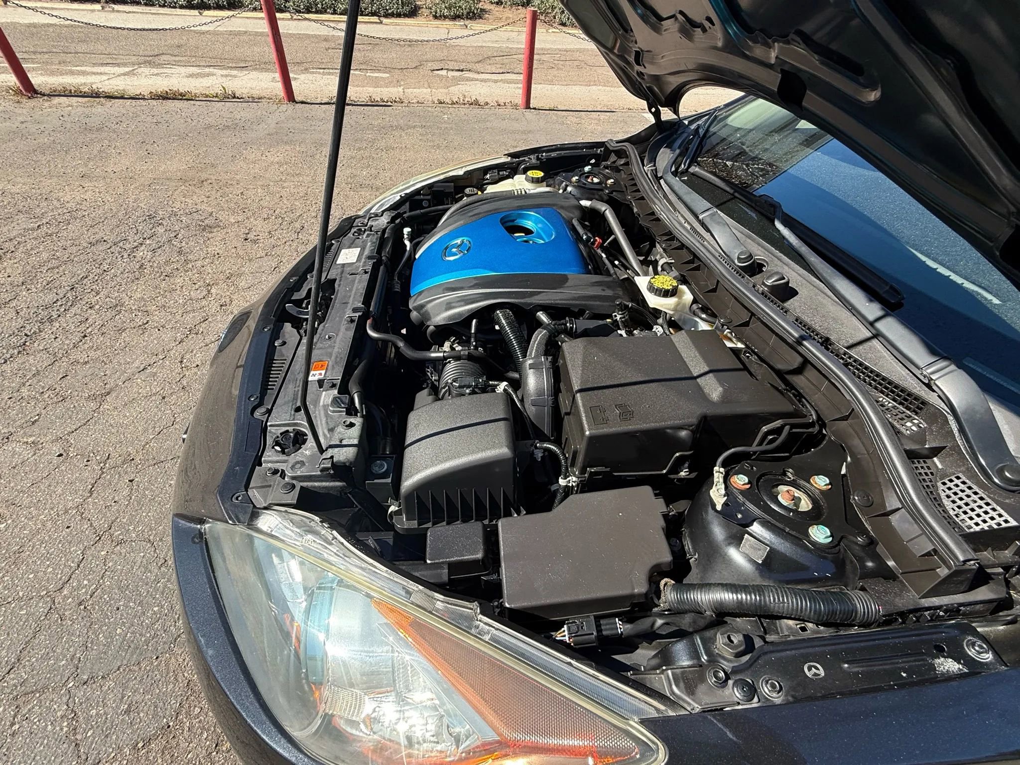 Used 2012 MAZDA MAZDA3 i Touring image 17