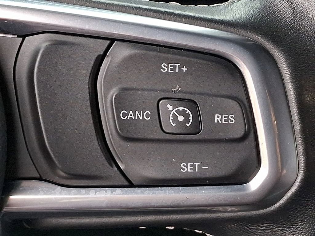 Used 2022 Jeep Wrangler Unlimited Sahara w/ Cold Weather Group image 22