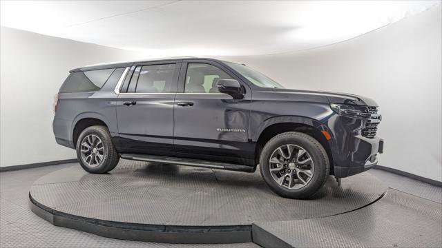 Used 2021 Chevrolet Suburban LT w/ LT Signature Package image 11