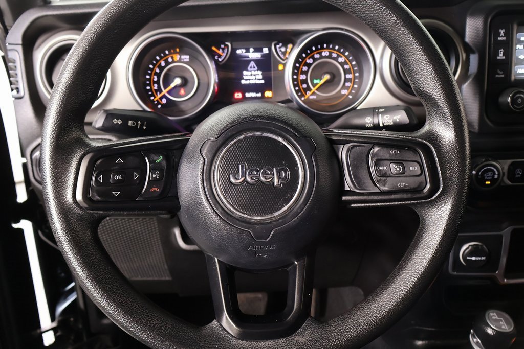 Used 2018 Jeep Wrangler Unlimited Sport image 3