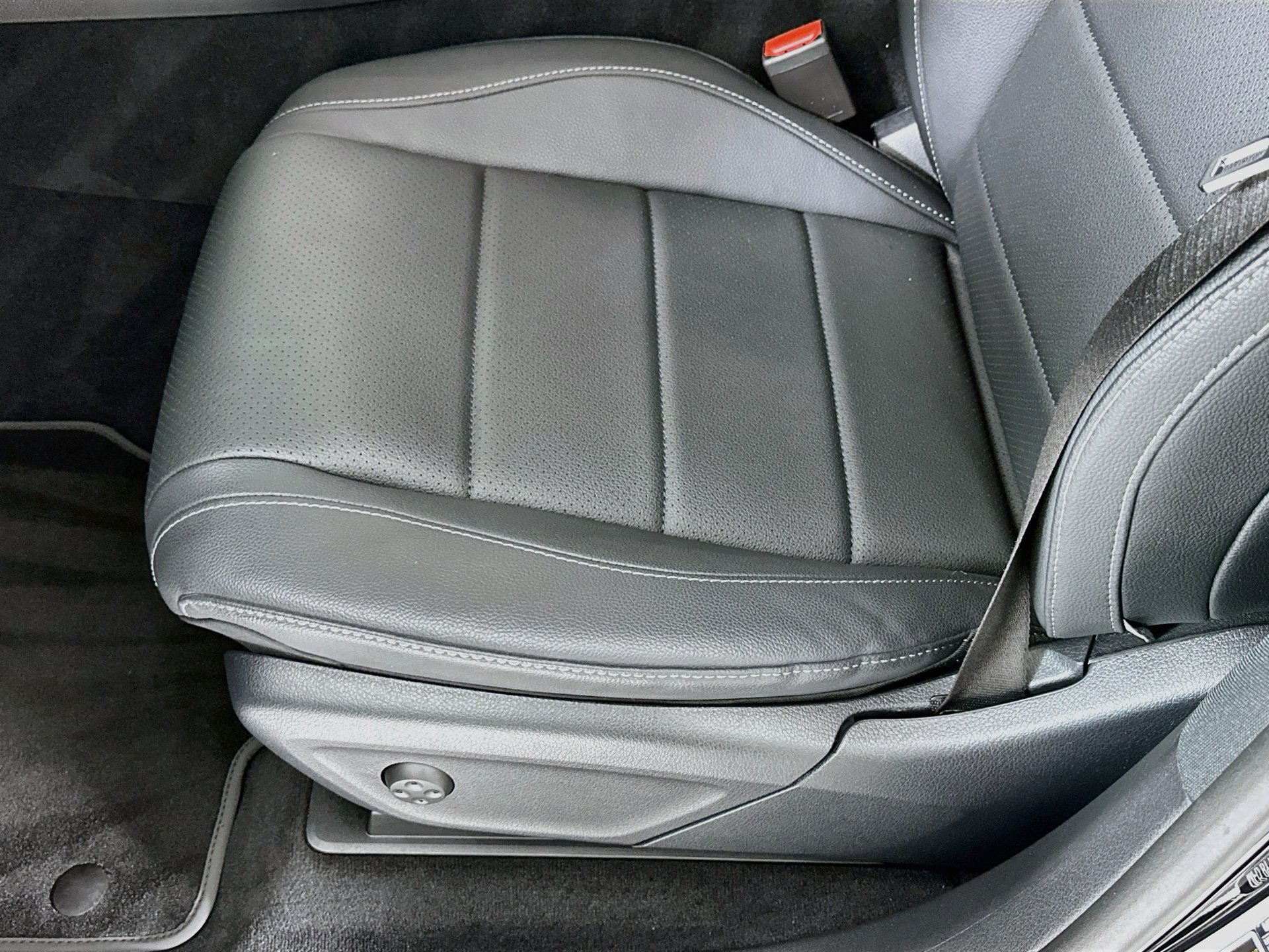 Certified 2026 Mercedes-Benz GLE 350 4MATIC image 21