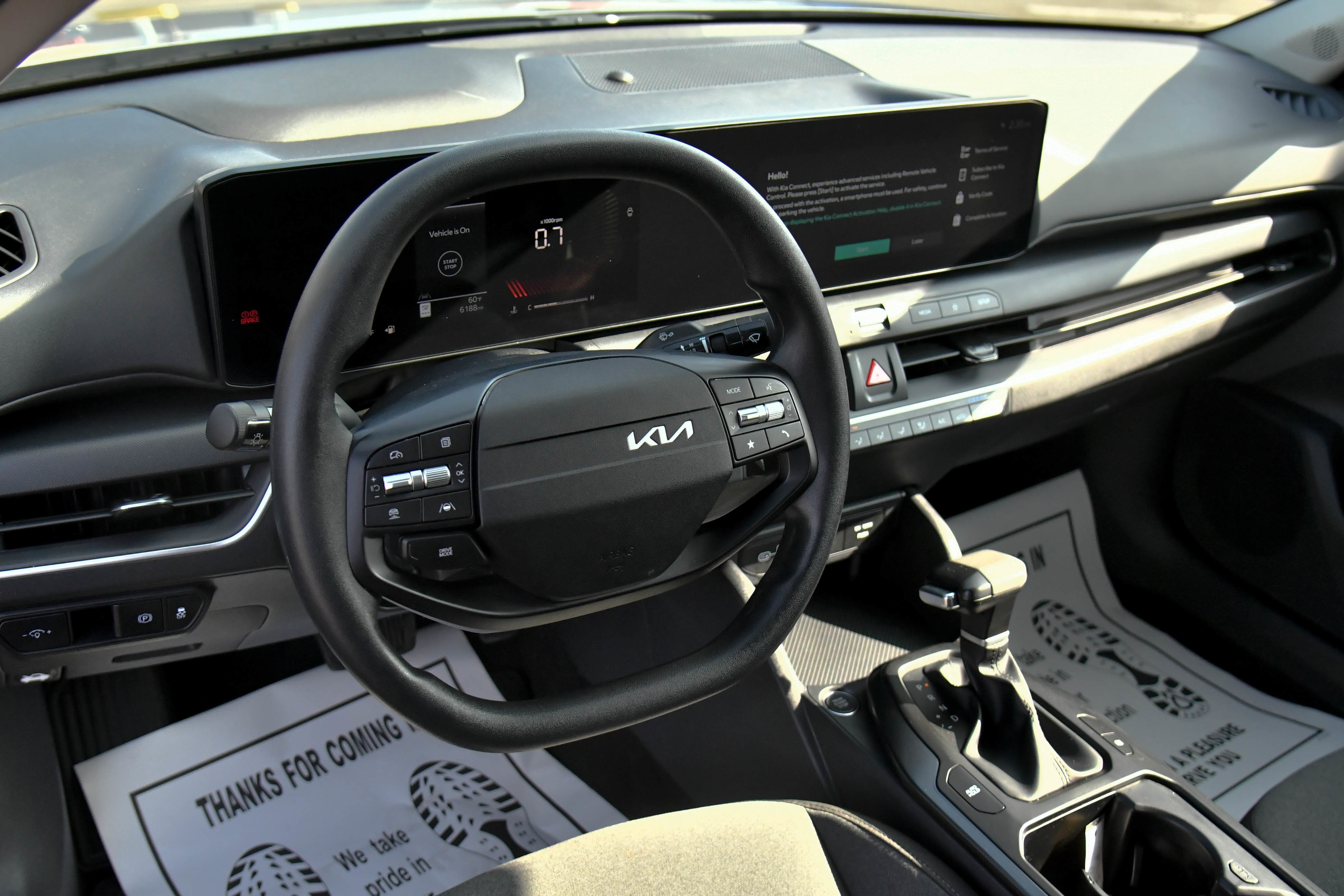 Used 2025 Kia K4 LXS image 14