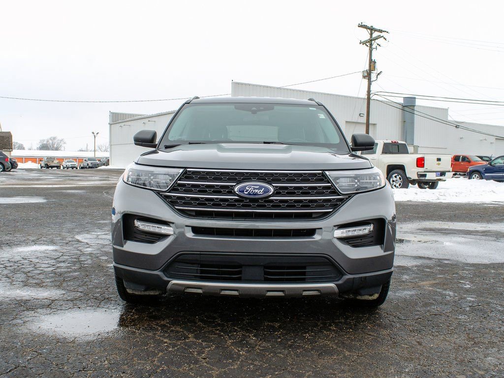Used 2022 Ford Explorer XLT w/ Equipment Group 202A image 13