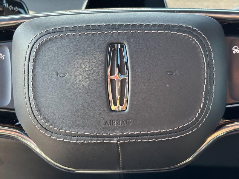 New 2025 Lincoln Navigator Reserve w/ Jet Appearance Package image 19