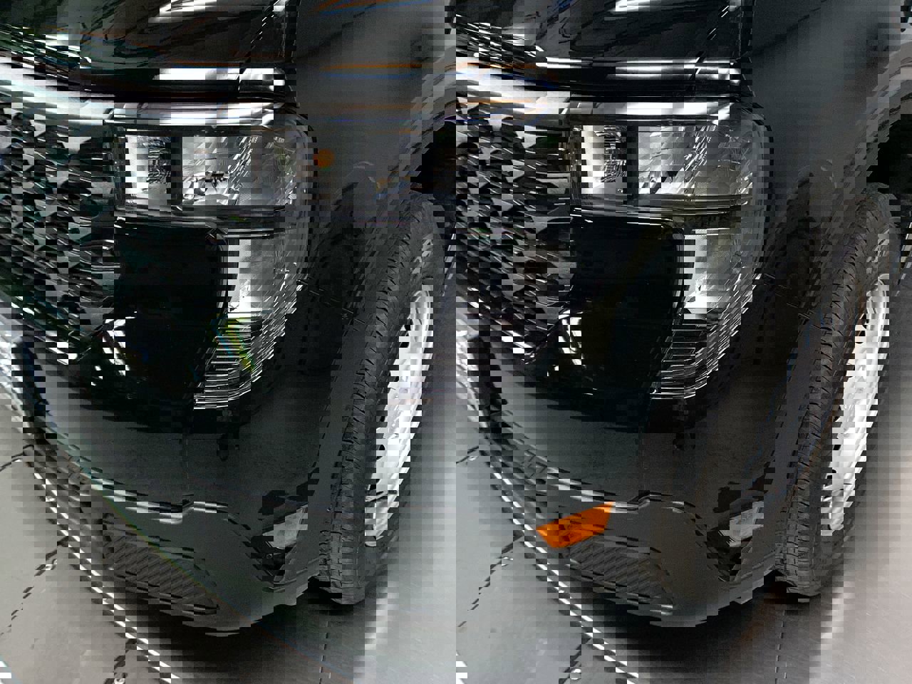 New 2025 Ford Maverick XL image 11