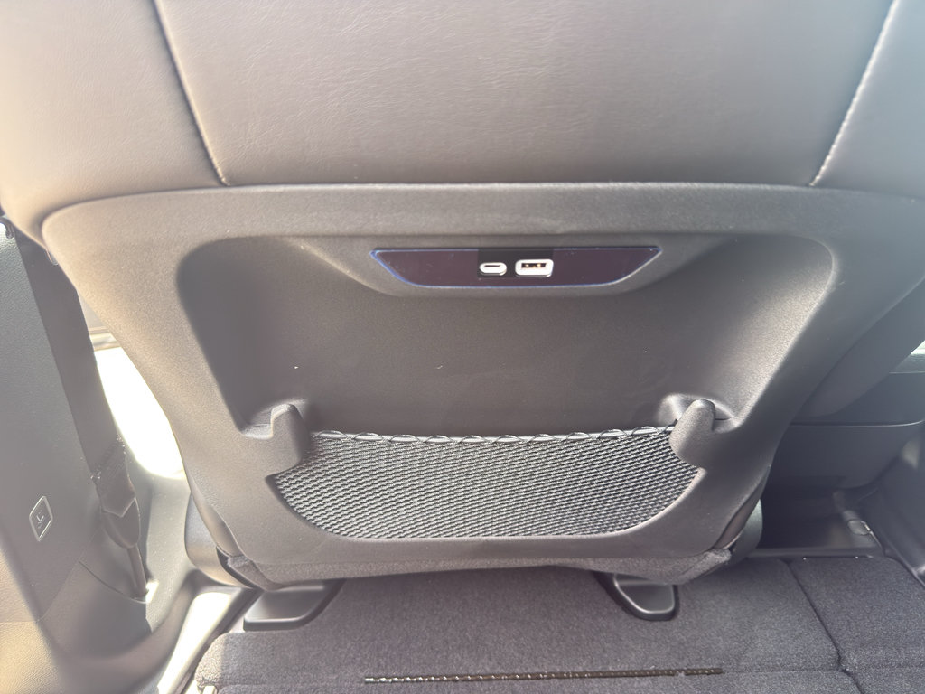 New 2026 Chrysler Pacifica Select FWD image 32