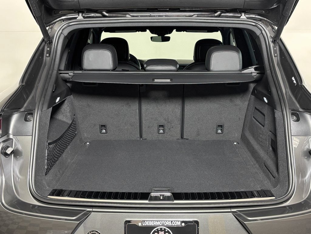 Certified 2026 Porsche Cayenne AWD/4WD image 14