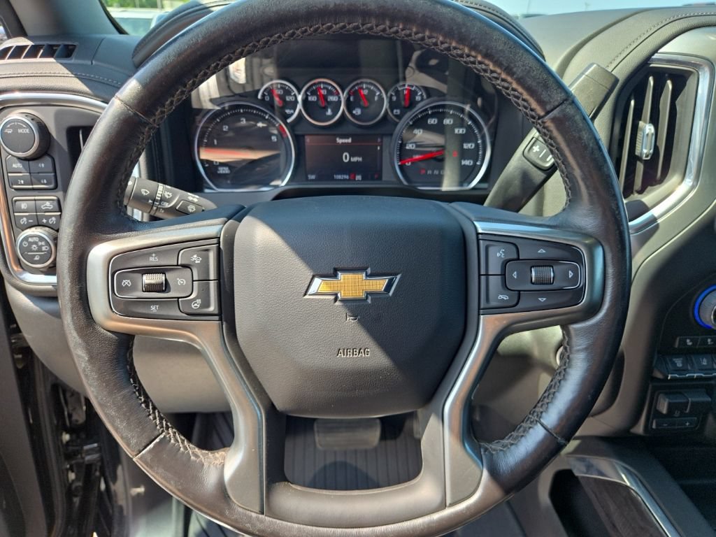 Used 2022 Chevrolet Silverado 2500 LTZ AWD/4WD image 16