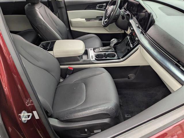 Used 2023 Kia Carnival SX Prestige image 22