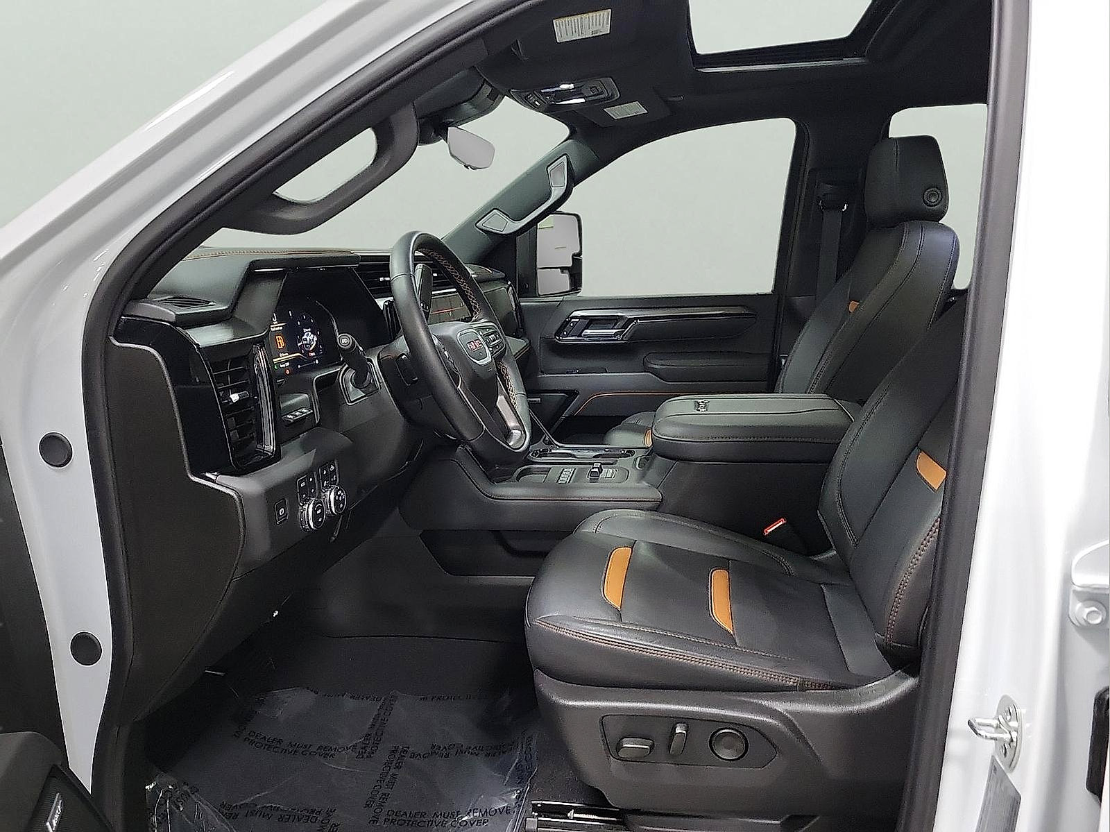Used 2025 GMC Sierra 2500 AT4 w/ AT4 Premium Plus Package image 11