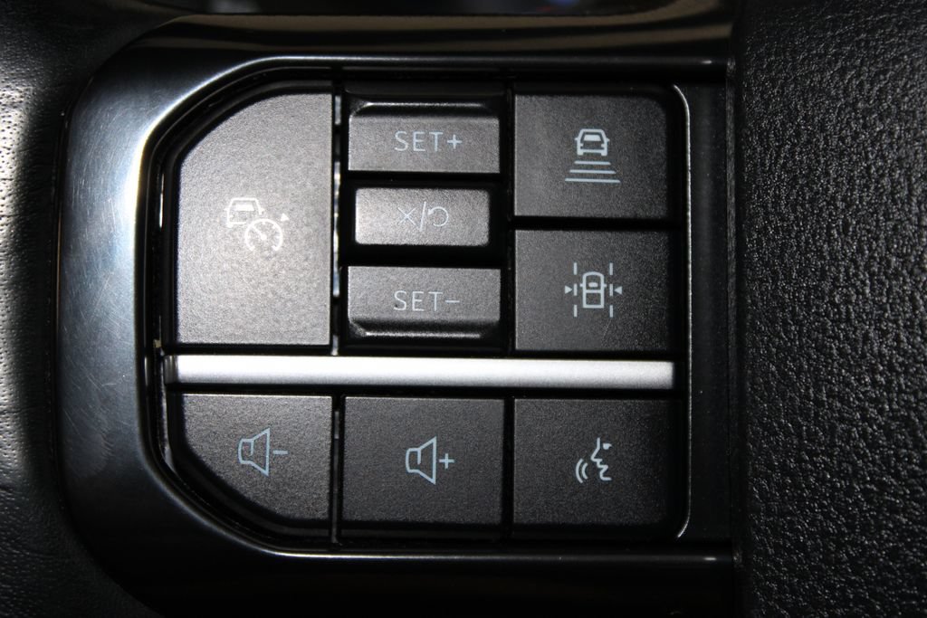 Used 2026 Ford F250 Platinum AWD/4WD image 40