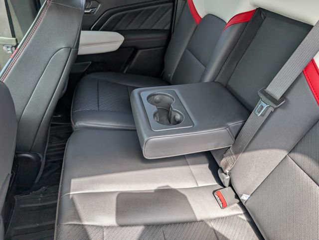 Used 2024 GMC Canyon AT4X image 25