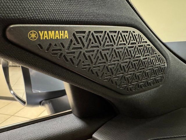 New 2026 Mitsubishi Outlander SEL image 14