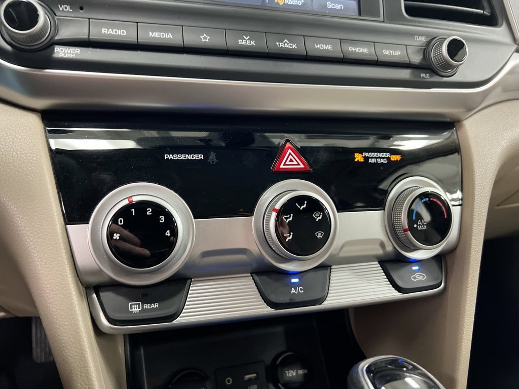 Used 2019 Hyundai Elantra SEL FWD image 16
