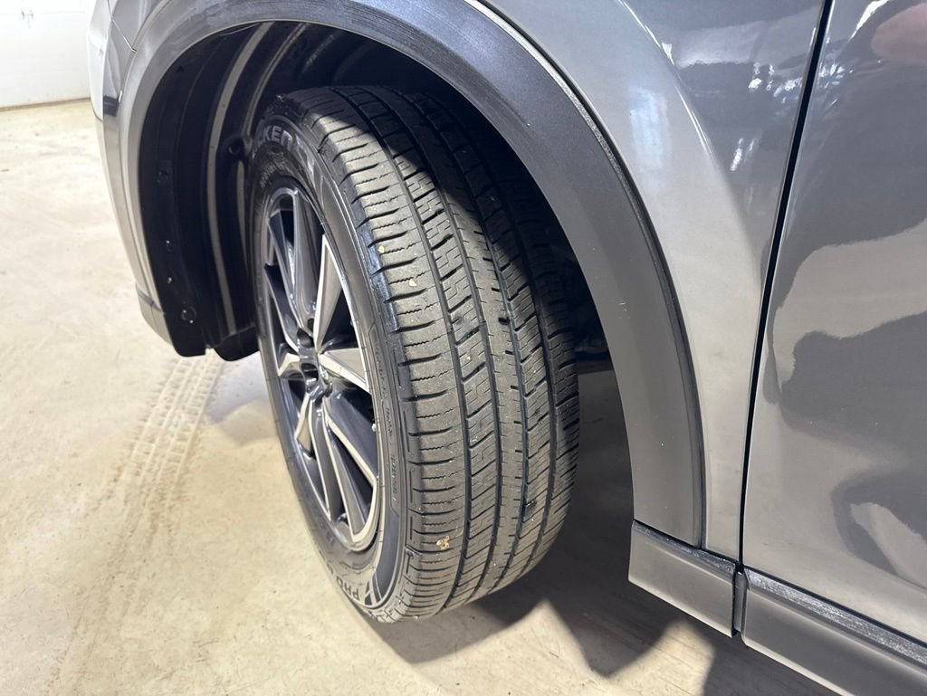 Used 2018 MAZDA CX-5 Touring AWD/4WD image 3