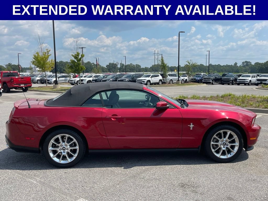 Used 2011 Ford Mustang Premium w/ 202A Rapid Spec Order Code RWD image 6