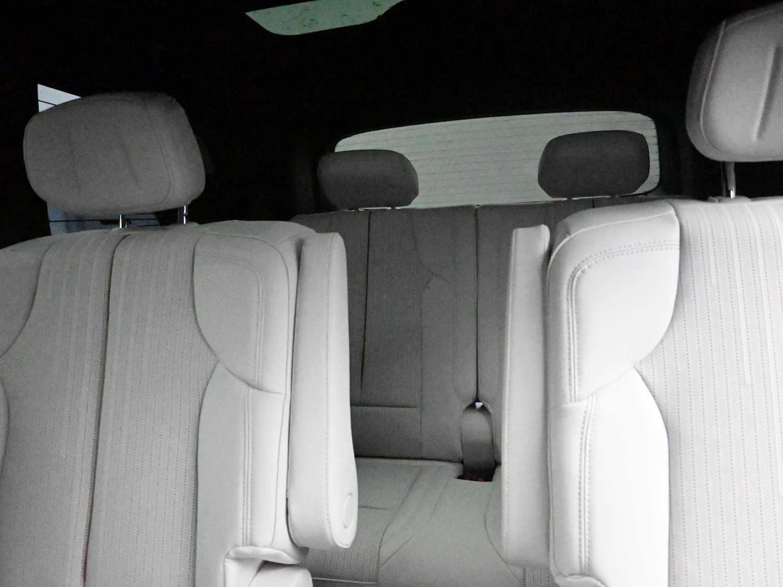 New 2026 Cadillac Vistiq Sport image 21