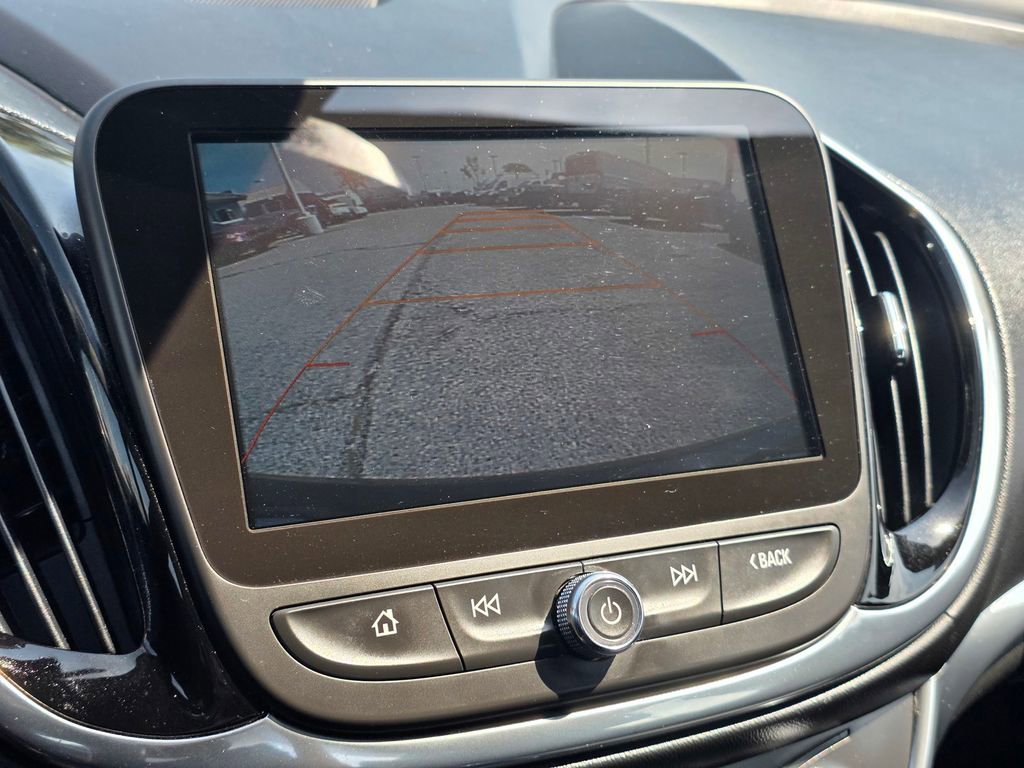 Used 2016 Chevrolet Volt Premier w/ Driver Confidence Package image 28